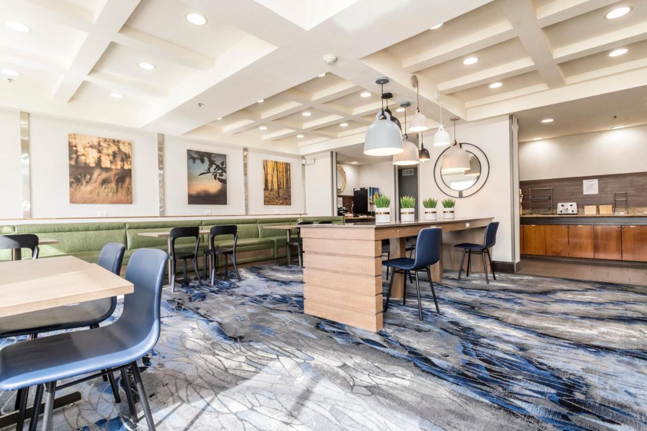 Fairfield Inn סנט ג'ורג' מראה חיצוני תמונה