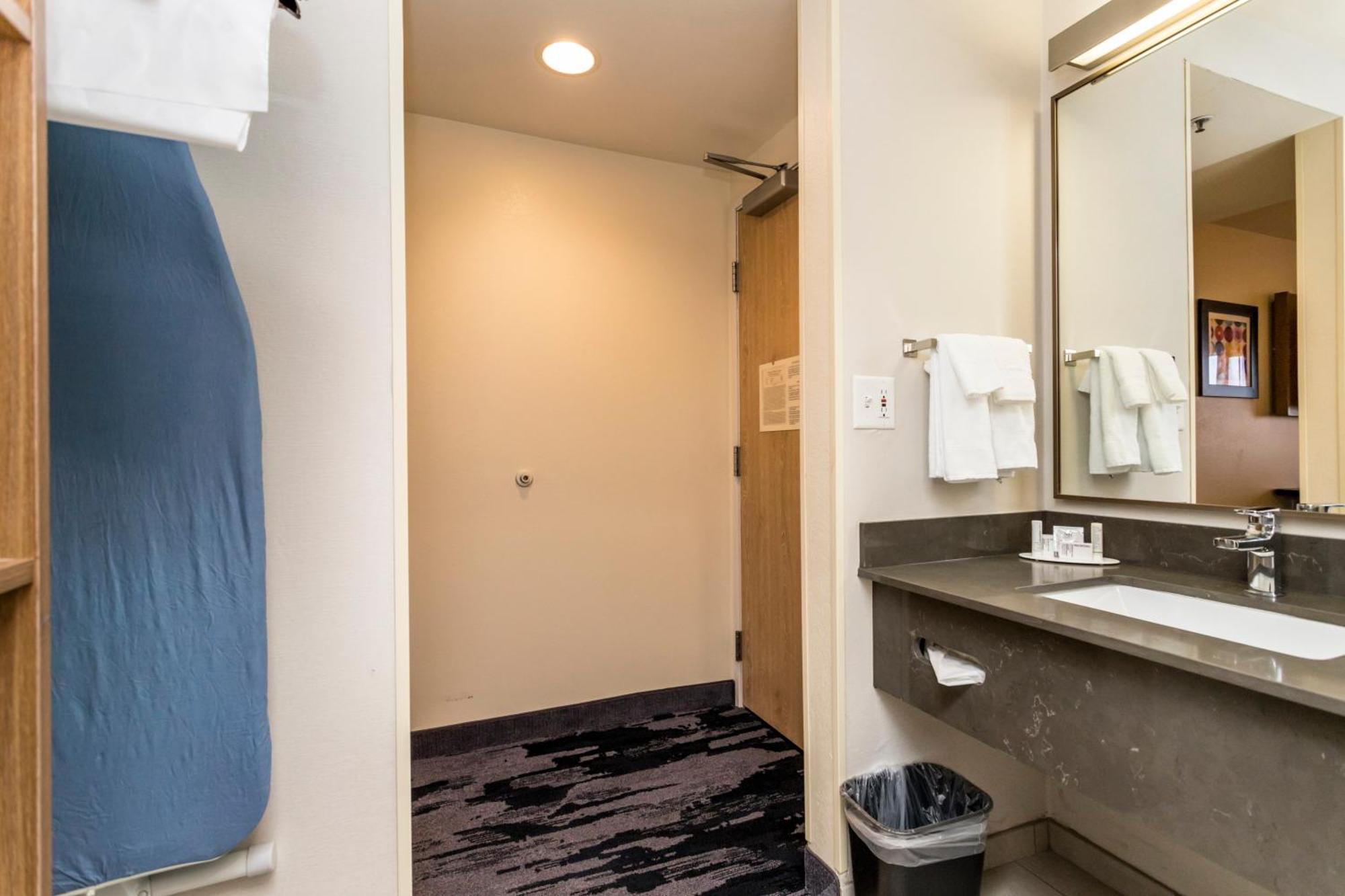 Fairfield Inn סנט ג'ורג' מראה חיצוני תמונה